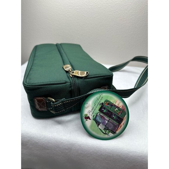 Picnic At Ascot Insulated Wine Tote Bag W/Glasses Napkins Corkscrew NWT Green - Picture 1 of 12